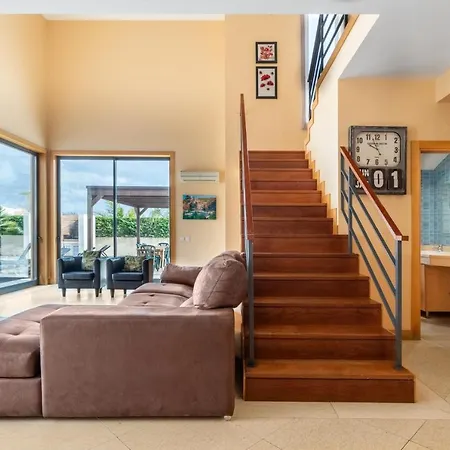 Villa Corcovada Vitoria With Private Pool Albufeira