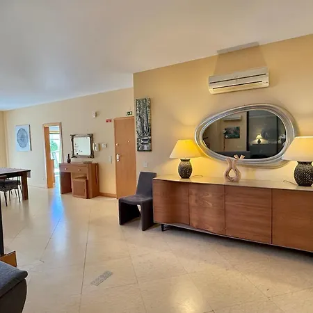 Villa Corcovada Vitoria With Private Pool Albufeira